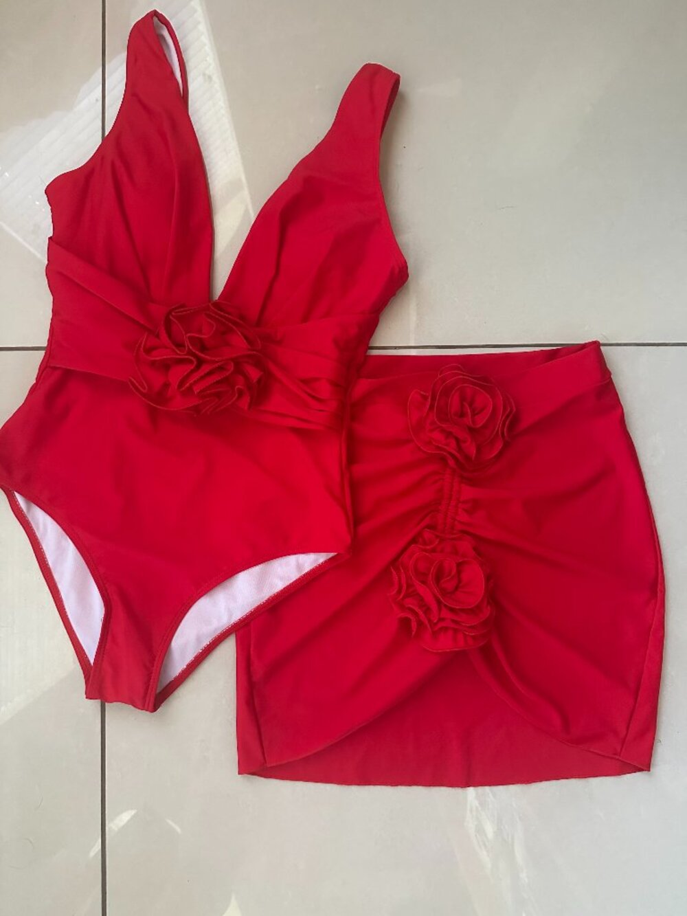 Glam Red Rosette Full Bathing suit & Skirt Set – Size Small – NWT